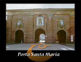 Entra da Porta Santa Maria.